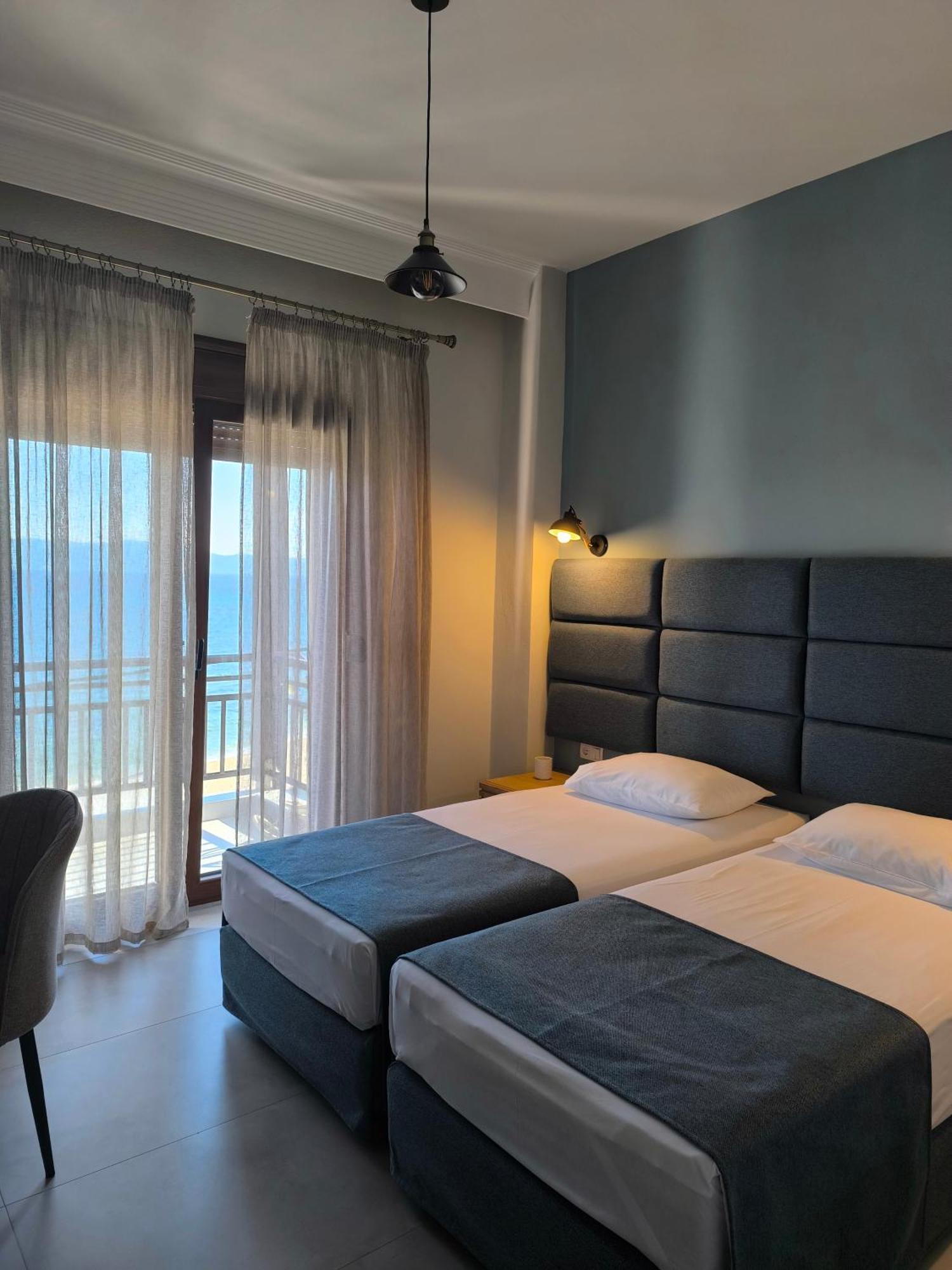 Maria Rooms To Let Ouranoupoli Extérieur photo
