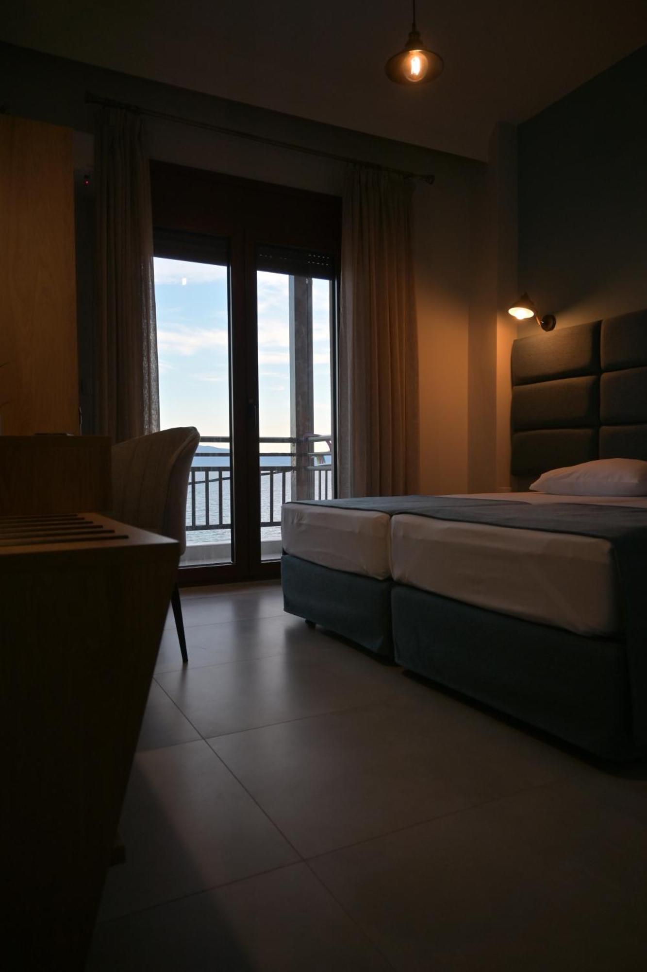 Maria Rooms To Let Ouranoupoli Extérieur photo