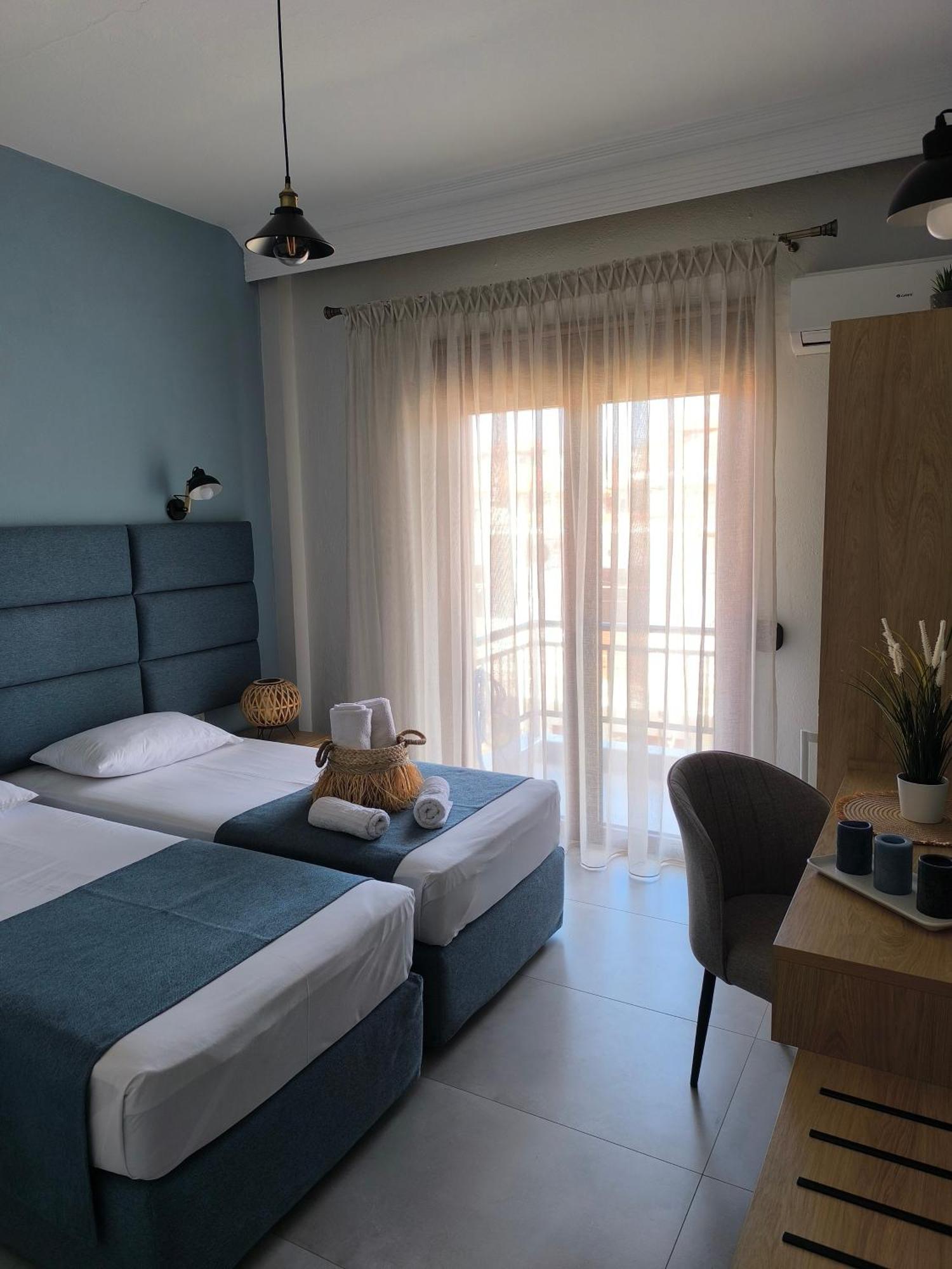 Maria Rooms To Let Ouranoupoli Extérieur photo
