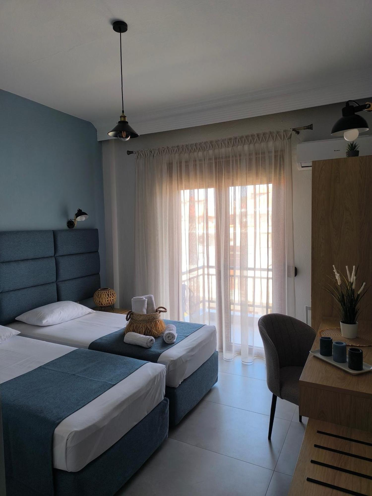 Maria Rooms To Let Ouranoupoli Extérieur photo